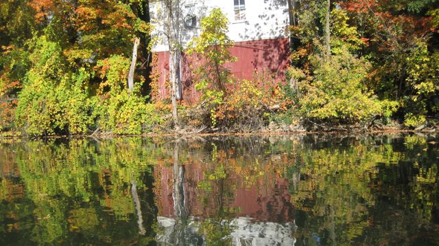 Oct 2 Kayak Scenery Krys & Tara