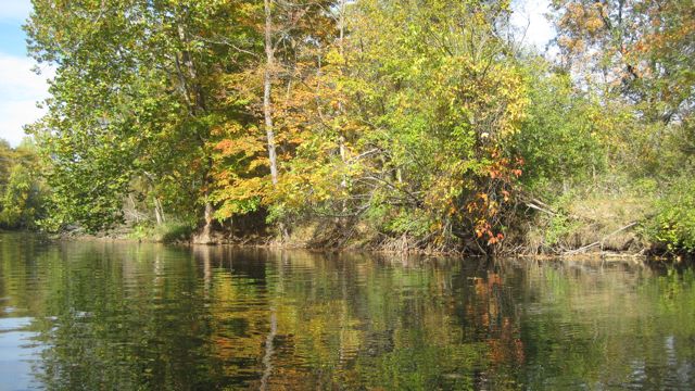 Oct 2 Kayak Scenery Krys & Tara