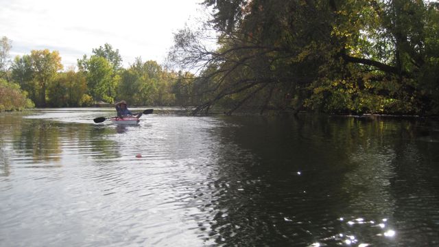 Oct 2 Kayak Scenery Krys & Tara