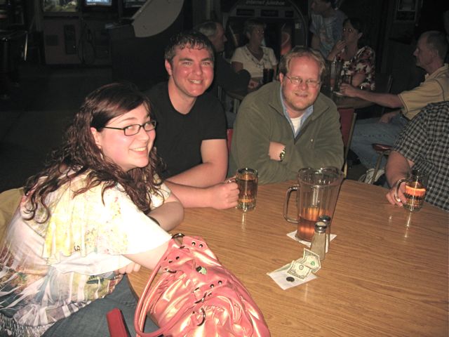 4-10 Hilliards Corner Lounge